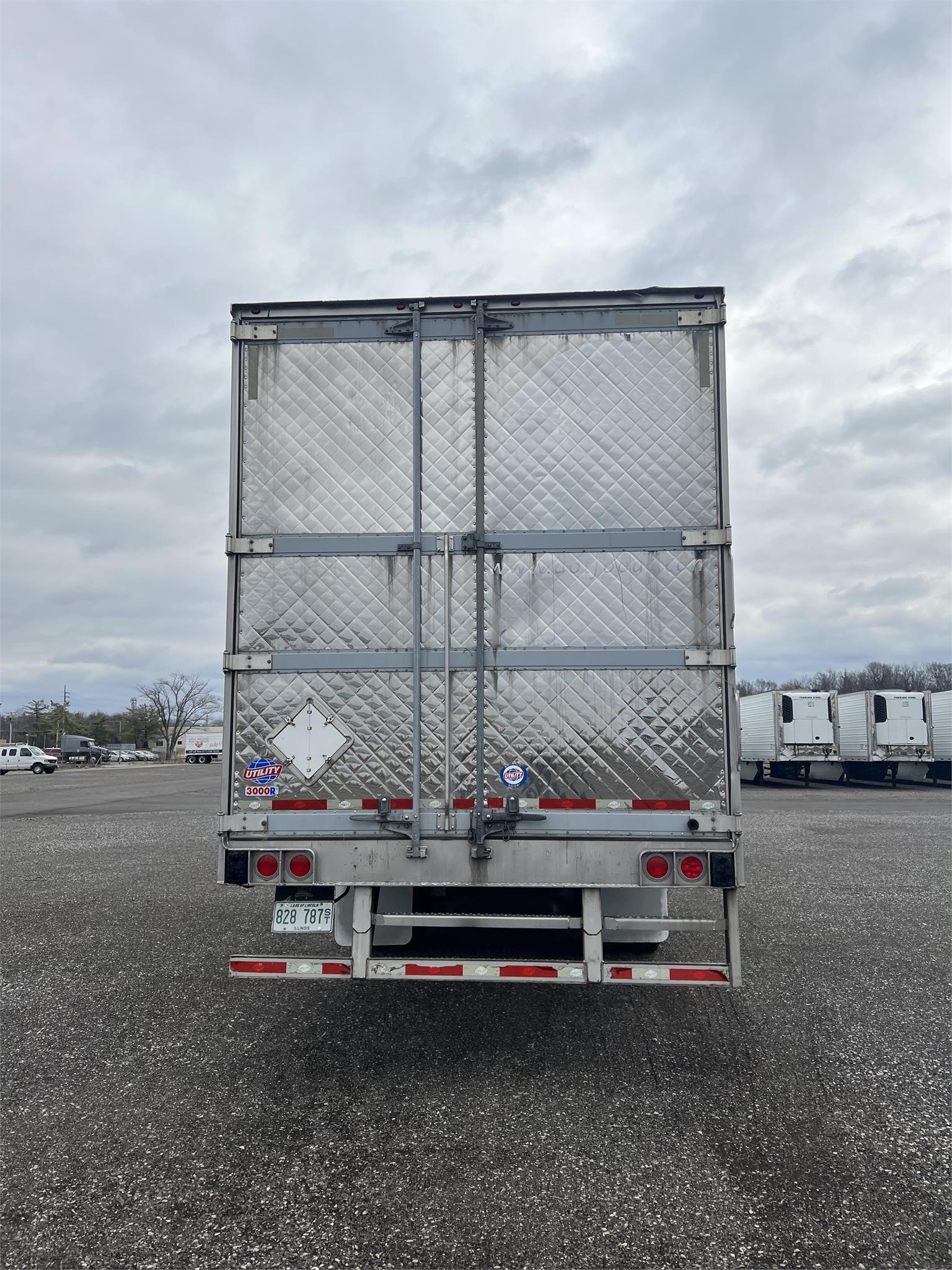 2014 UTILITY 3000R REEFER - image 5 of 6